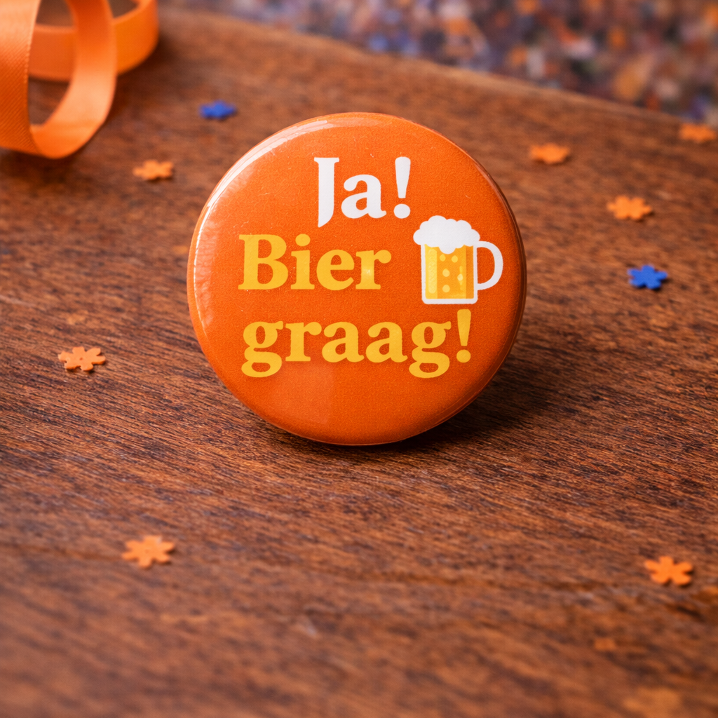 Koningsdag Button “Ja! Bier graag!” – 58mm – Oranje Feest Button