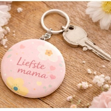 Liefste Mama Sleutelhanger – Cadeau voor Moeder – Bloemen Design – Persoonlijk & Lief - 58mm
