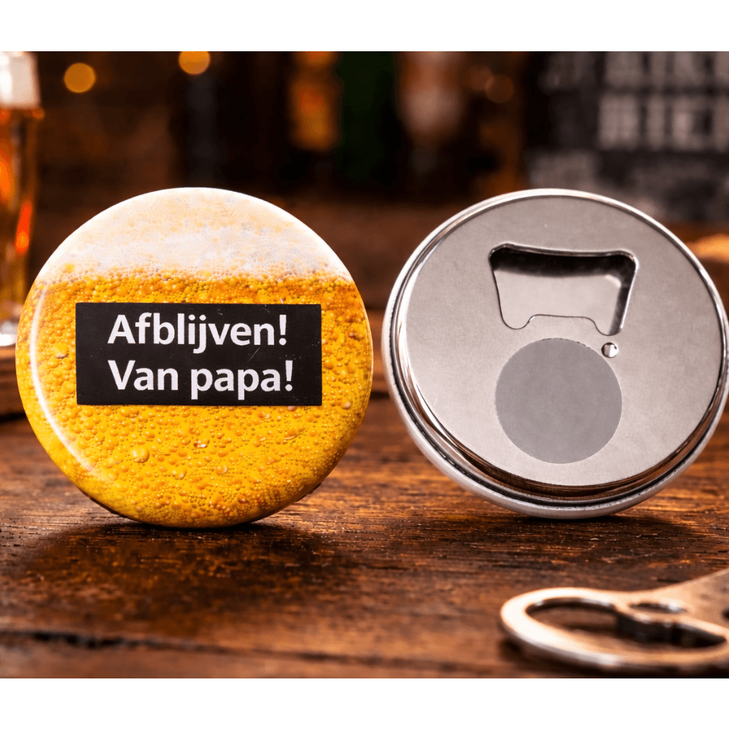 Bieropener met Magneet – “Afblijven! Van Papa!” – Koelkastmagneet Flesopener – Grappig Cadeau voor Vader