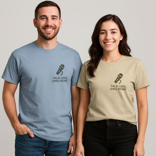 T-shirt met microfoon & "Talk Less, Sing More" – laat je stem horen (op jouw manier)